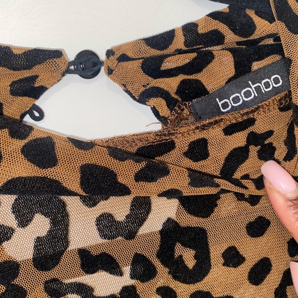 Boohoo velvet leopard highcut bodysuit - Picture 4 of 11